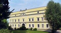 vavtrade.hu - Mattighofen. Mattighofen - zárda. Forrás: mattighofen.at